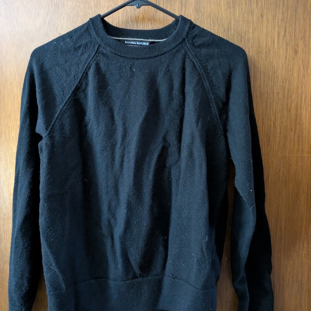 Banana Republic Men's Black Crewneck Sweater